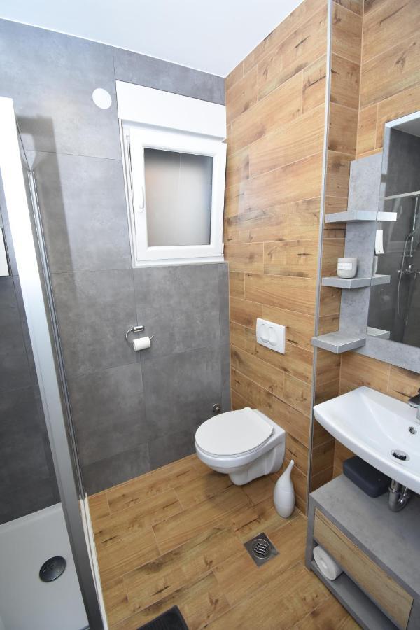 Apartman Bela ทิสโน ภายนอก รูปภาพ