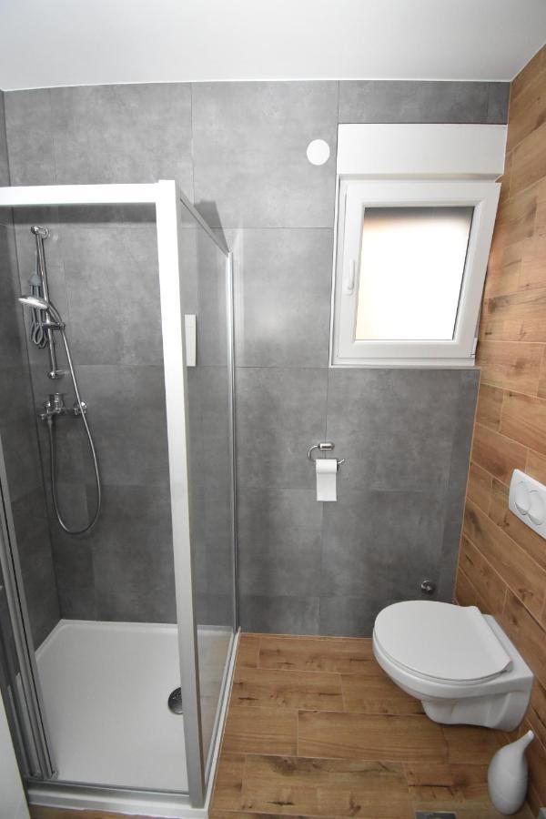 Apartman Bela ทิสโน ภายนอก รูปภาพ